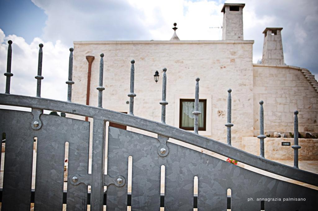 Trulli Magravi - Apparthotel อัลเบโรเบลโล ภายนอก รูปภาพ